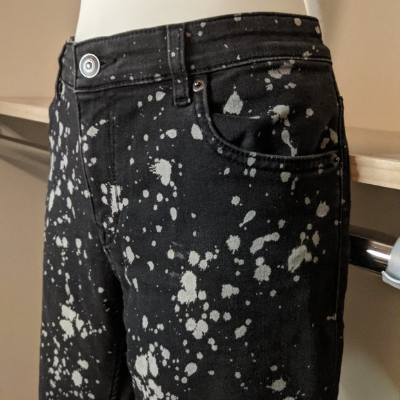 H&M Divided Black and White Splatter Print Jeans - Picture 2 of 6